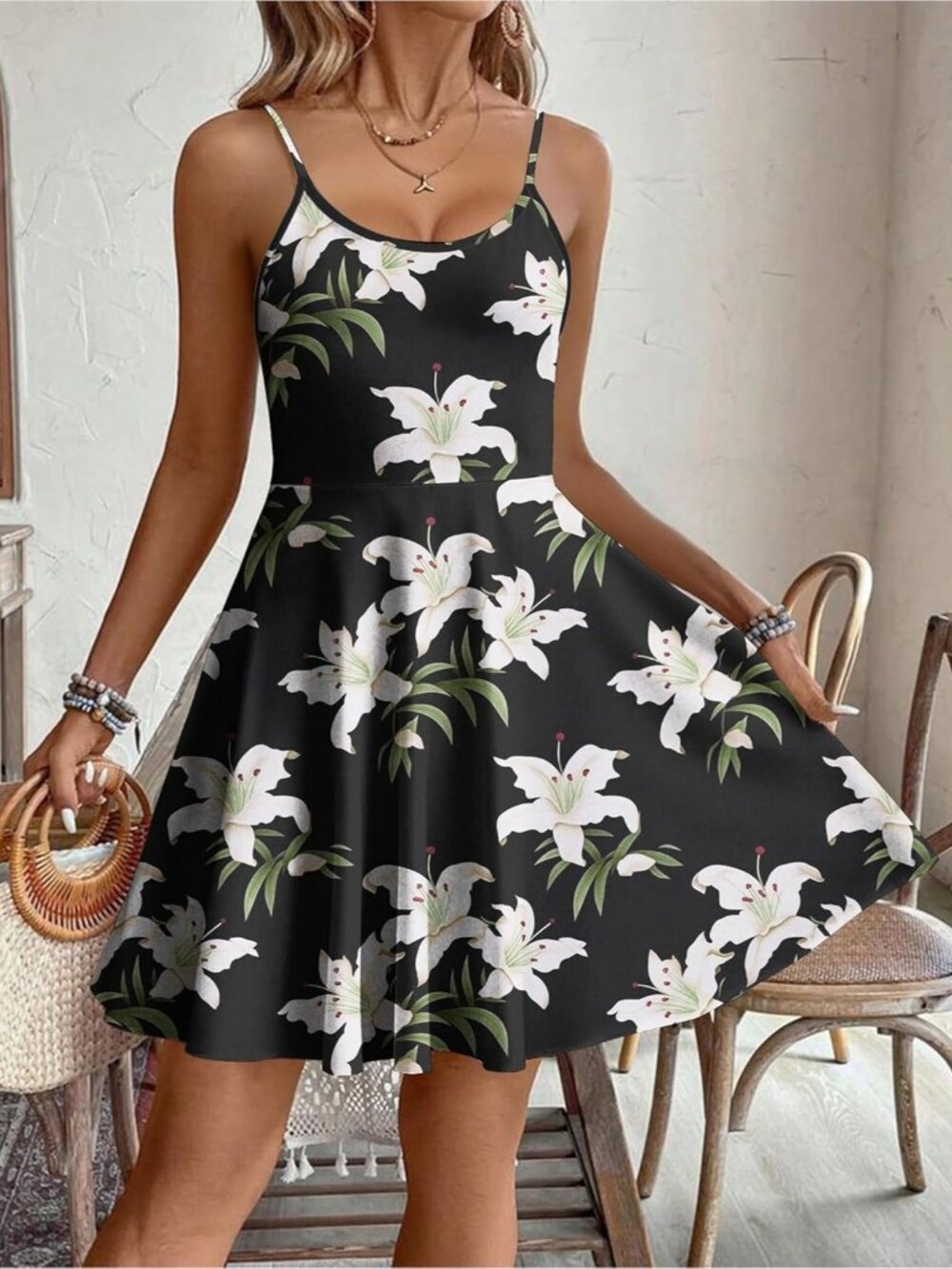 Women's Black White Floral Summer Dress Spaghetti Strap Floral Mini Casual Dress - Picture 4 of 6